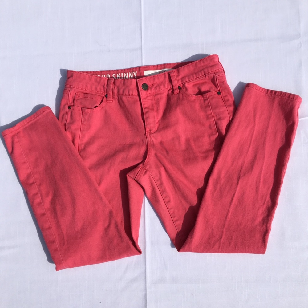 Soho Skinny DKNY pretty pink jeans, size 6
